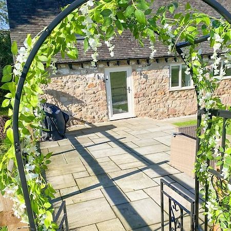 Luxury Detached Peak District Stone Barn - Dog Friendly Villa Hazelwood Exterior foto